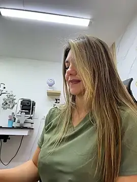 Stripchat Live Sex Cam of alicee16