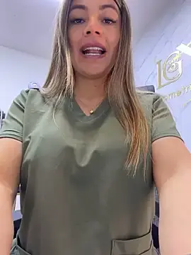Stripchat Live Sex of alicee16