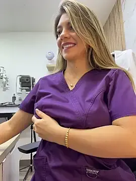 Stripchat Live Sex Cam of alicee16
