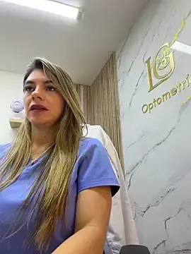 Stripchat Free Porn Cam of alicee16
