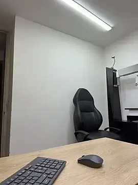 Stripchat Free Porn Cam of alicee16