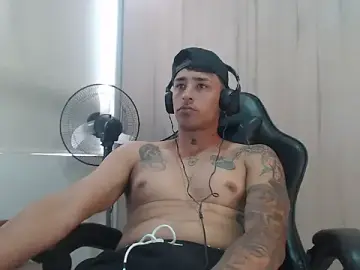 Stripchat Nude Webcam of felipelopezz23