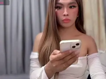 Stripchat Watch Live Sex Cams of McNuggetsAngel