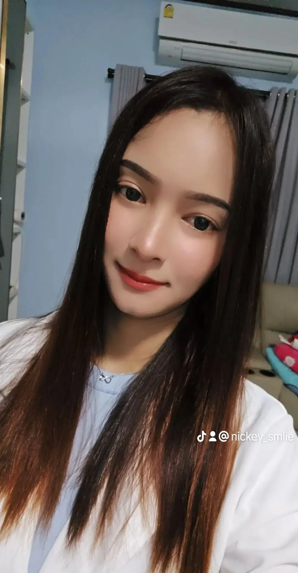 Natural_Asian_Girl