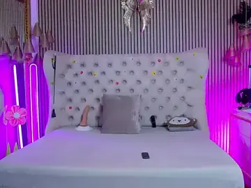 Stripchat Watch Live Sex Cams of PlayfulShow