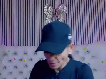 Stripchat Live Porn of PlayfulShow