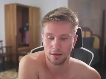 Stripchat Adult Webcam of kevin-park