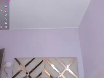 Stripchat Free Porn Cam of kylie_reyes