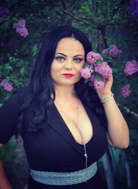 mysteriousbrunette26