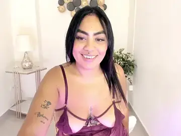 Stripchat Live Sex Cam of Elise_davenport