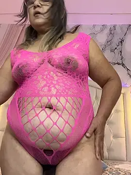 Stripchat Free Porn Cam of Lucy_Milf_474