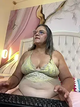 Stripchat Private Sex Chat of Lucy_Milf_474
