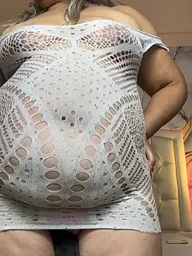 Stripchat Adult Webcams of Lucy_Milf_474