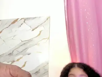 Stripchat Live Sex Cam of kaleb_violeta00