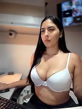 Stripchat Sex Cam of I_AM_SOPHIE_