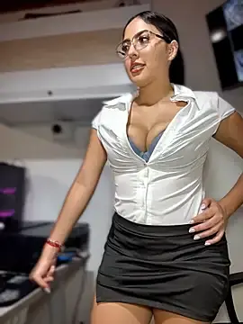 Stripchat Live Sex Cam of I_AM_SOPHIE_