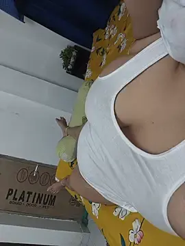 Stripchat Live Sex of hot_bhabi_kolkata