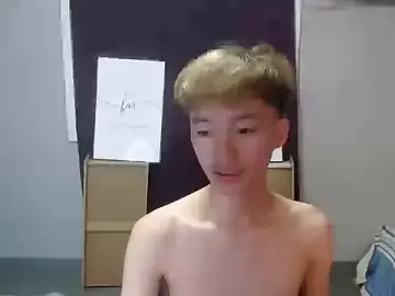 Stripchat Best Webcam of Fem_phiLboy69