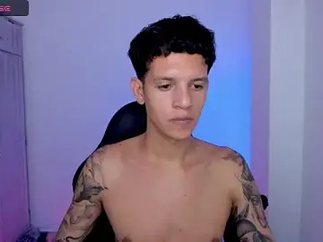Stripchat Best live sex cam show of tylernova