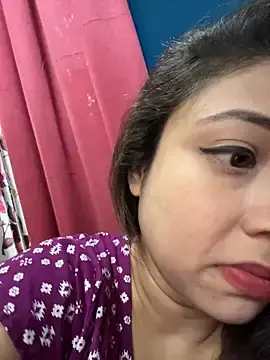 Stripchat Live Porn of Hot_Soniya_08