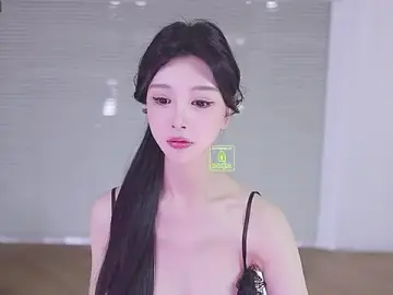 Stripchat Live Sex Cam of 2Zoe