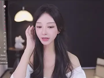 Stripchat Sex Cam of 2Zoe