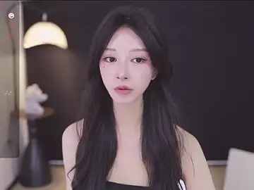 Stripchat Live Sex Cam of 2Zoe