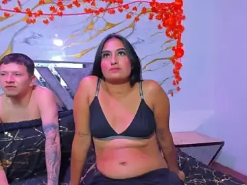 Stripchat Live Sex Cam of Cassie_and_nate