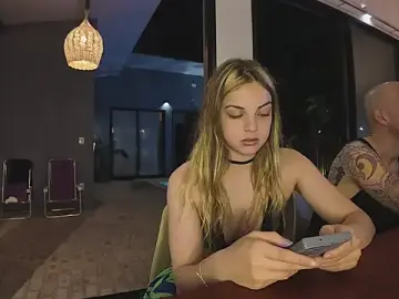 Stripchat Nude Webcam of Elnonoykeila77