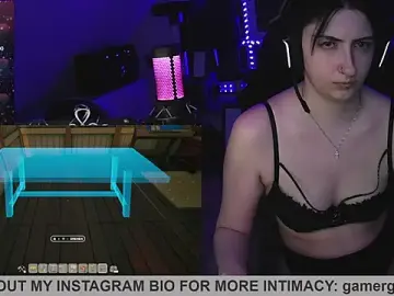 Stripchat Sex Cam of Gamergirl-Linela