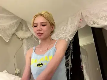 Stripchat Adult Webcam of LinaFloww
