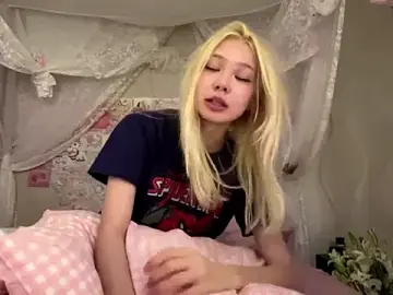 Stripchat Sex Cam of LinaFloww
