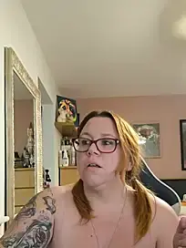 Stripchat Sex Cam of NikiDeeOfficial