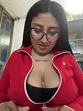 Stripchat Live Sex Cam of croftsmila