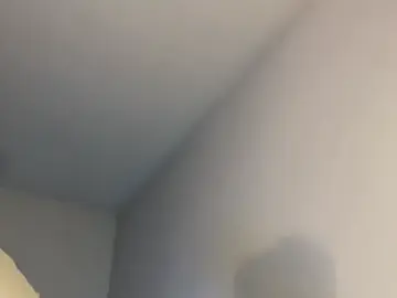 Stripchat Live Sex Cam of spottyyy