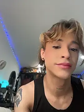 Stripchat Free Porn Cam of stormytt_