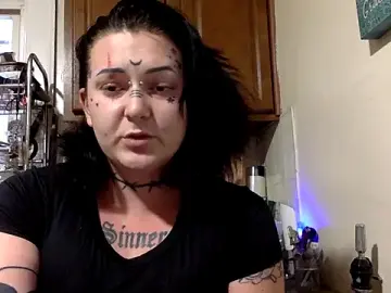 Stripchat Adult Webcam of CurvyTrans2002