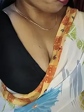 Stripchat Live Sex Cam of Kritika_21