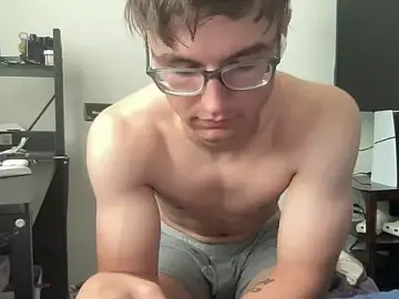 Stripchat Free Porn Cam of ryan_28747