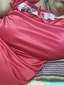 Stripchat Live Porn of tamilkaviya143