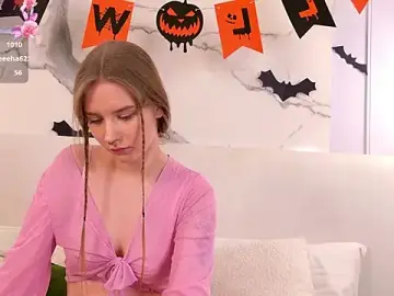 Stripchat Best live sex cam show of Flora_DeVille