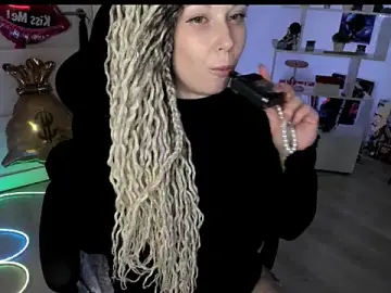 Stripchat Best live sex cam show of HoneySallyMoore