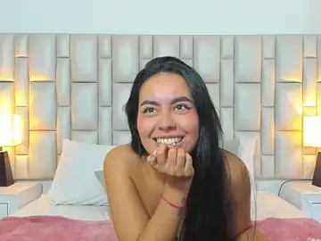 Stripchat Live Sex Cam of paola_katy_dicks