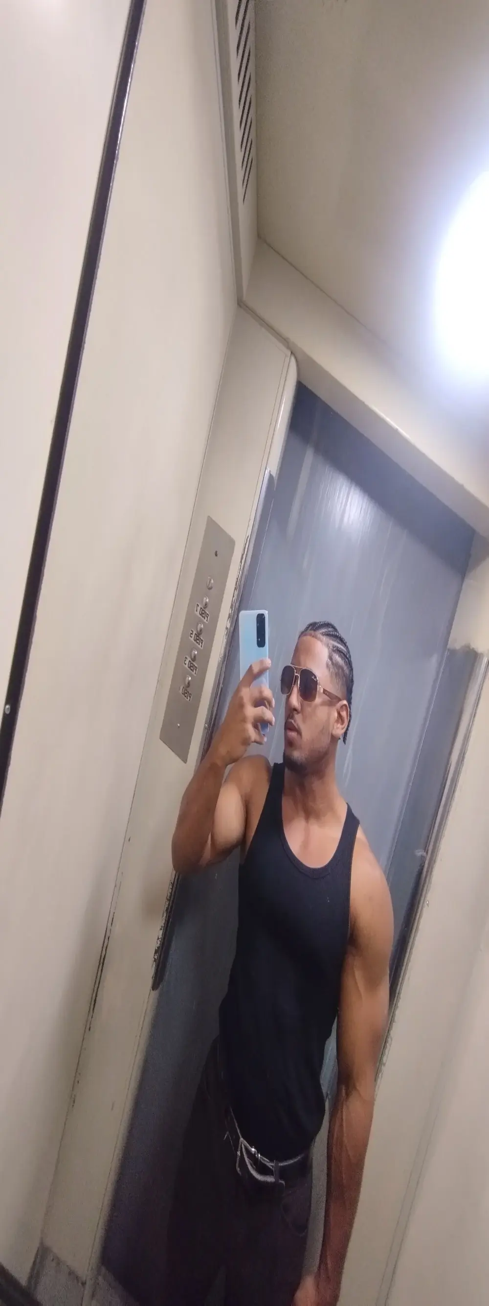zarek_lux