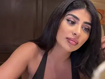 Stripchat Sex Cam of ArabicBarbie