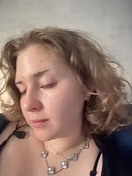 Stripchat Adult Webcam of KellyKeler