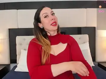 Stripchat Live Sex Cam of CarlaRossi_