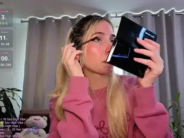 Stripchat Free Porn Cam of _LittleSammy