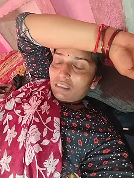 Stripchat Live Sex Cam of Pooja_shre