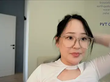Stripchat Sex Cam of _JiKey_